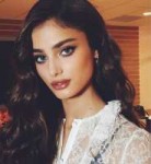 taylor-hill-5-z.jpg