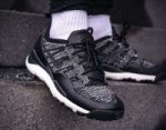 nike-lupinek-flyknit-low-black-anthracite-1.jpg