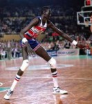 061910-Manute-Bol-Gallery-SW-920100619150512600400.JPG