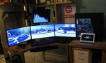 Amazing-3-Monitor-Desk-Hostgarcia.jpg