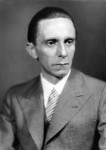 BundesarchivBild146-1968-101-20A,JosephGoebbels.jpg