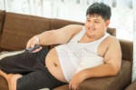 depositphotos79069018-stock-photo-overweight-guy-sitting-on[...].jpg