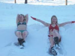 90507bikinisinthesnow9122543lo.jpg