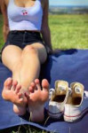 feet-legs-who-doesn-t-like-a-picnic-don-t-mind-me-am-just-a[...].jpg