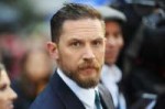 11TOM-HARDY-LEGEND-interviewPosta-Magazine.jpg