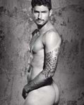 tag-a-mate-so-they-have-to-look-at-olivier-giroud-s-arse.jpeg