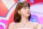 220731-LE-SSERAFIM-Chaewon-Inkigayo-MC-documents-12.jpeg