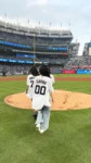 Y2meta.app-Our first pitch at Yankee Stadium⚾️�� #aespa #에스파 #NewYorkYankees #Yankees #shorts-(1080p).mp4