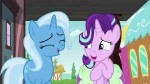 StarlightandTrixiesharingalaughS7E2