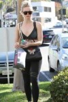 elle-fanning-at-a-gym-in-los-angeles-12-27-2017-15.jpg