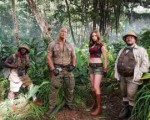 jumanji-2017-reboot-cast.jpg