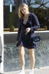 chloe-grace-moretz-on-a-stroll-in-west-hollywood-03-28-2018[...].jpg