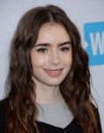 lily-collins-we-day-california-2018-4.jpg