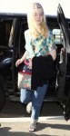 elle-fanning-at-lax-airport-in-los-angeles-04-20-2018-2.jpg