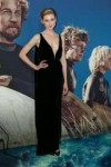 elizabeth-debicki-at-breath-premiere-in-sydney-04-26-2018-3.jpg