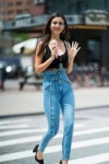 victoria-justice-eats-ice-cream-new-york-city-06-22-2018-5.jpg