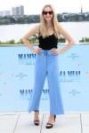 amanda-seyfried-at-mamma-mia-here-we-go-again-photocall-in-[...].jpg