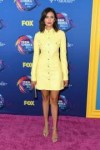 nina-dobrev-at-2018-teen-choice-awards-in-beverly-hills-08-[...].jpg