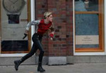 kristen-stewart-on-the-set-of-charlie-s-angels-in-hamburg-3.jpg