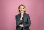 kiernan-shipka-portraits-for-aol-build-october-2018-2.jpg