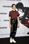 claire-foy-at-the-girl-in-the-spider-s-web-photocall-at-the[...].jpg