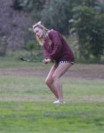 margot-robbie-playing-golf-in-la-11-11-2018-12.jpg