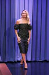 margot-robbie-at-tonight-show-starring-jimmy-fallon-12-03-2[...].jpg