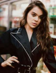 hailee-steinfeld-who-what-wear-uk-photoshoot-2018-part-ii-5.jpg