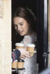 lily-james-on-the-set-of-four-weddings-and-a-funeral-in-lon[...].jpg