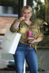 hilary-duff-at-christmas-shopping-in-la-15.jpg