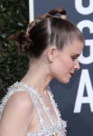 kate-mara-2019-golden-globe-awards-red-carpet-0.jpg