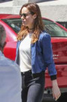 brie-larson-out-in-montreal5.jpg