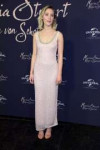 saoirse-ronan-maria-queen-of-scotland-photocall-in-berlin-5.jpg