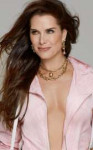 brooke-shields-photoshoot-for-stella-magazine-s-01-20-2019-[...].jpg