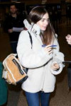 lily-collins-greets-fans-at-salt-lake-city-airport-ahead-of[...].jpg