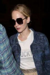 jennifer-lawrence-returns-back-to-her-hotel-in-paris-0.jpg