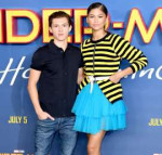 zendaya-tom-holland-not-dating-faa347c9-8837-436b-91c8-2eff[...].jpg