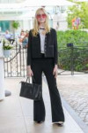 elle-fanning-chic-outfit-martinez-hotelin-cannes-05-24-2019[...].jpg