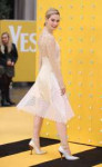 lily-james-yesterday-premiere-in-london-11.jpg