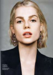 lucy-boynton-in-vanity-fair-on-jewellery-august-2019-9.jpg