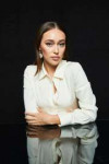 alycia-debnam-carey-pizza-hut-lounge-portraits-at-sdcc-2019[...].jpg