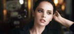 felicity-jones-cle-de-peau-beaute-2018-photoshoot-0.jpg