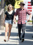 051816-brooklyn-beckham-chloe-moretz-lead.jpg