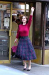 rachel-brosnahan-the-marvelous-mrs.-maisel-set-in-new-york-[...].jpg