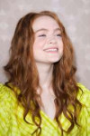 sadie-sink-at-kate-spade-fashion-show-at-new-york-fashion-w[...].jpg