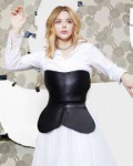 chloe-moretz-for-vogueme-february-2019-4.jpg