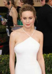 Brie-Larson-2017-Screen-Actors-Guild-Awards--24.jpg