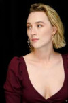 saoirse-ronana-at-little-women-photocall-in-los-angeles-10-[...].jpg