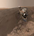 7658curiosity-mars-rover-self-portrait-martian-sand-dunes-p[...].jpg