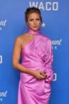 melissa-benoist-quotwacoquot-premiere-new-york-city-january[...].jpg